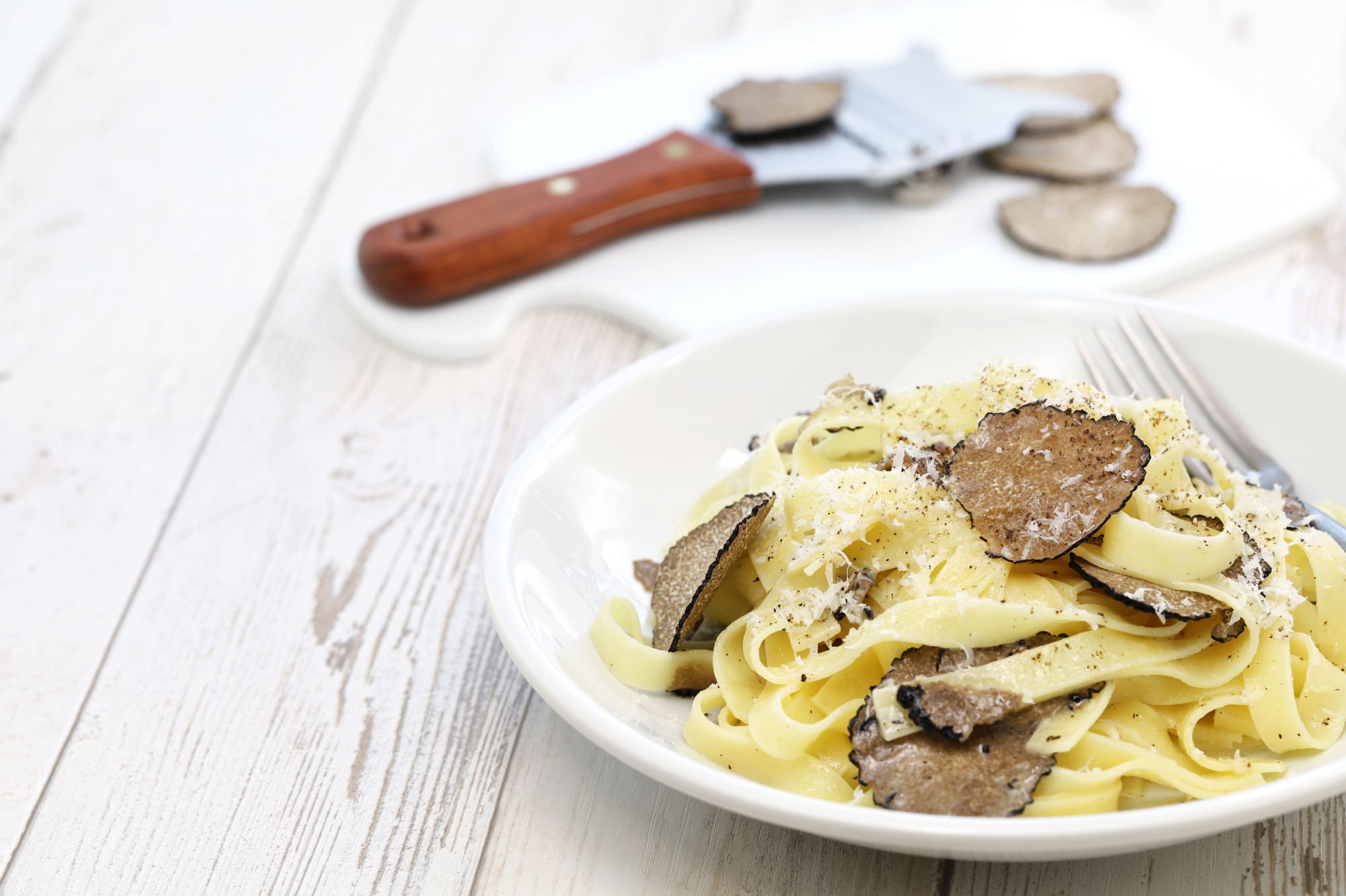 Trüffelpasta mit Tagliatelle